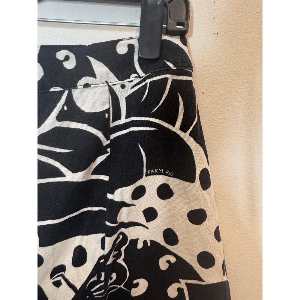 Farm Rio Shorts Womens Medium Black Animal Print Pleated Chino Casual Summer - Picture 9 of 12